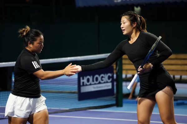 融金汇银 化身网球启蒙教练，广网双打球员走进南沙区第三幼儿园